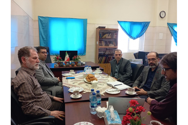 گامی نو در توسعه همکاریهای فناورانه؛ بازدید سرپرست مدیریت توسعه فناوری و بومیسازی ایمیدرو از پژوهشکده فرآوری مواد معدنی جهاددانشگاهی تربیت مدرس
